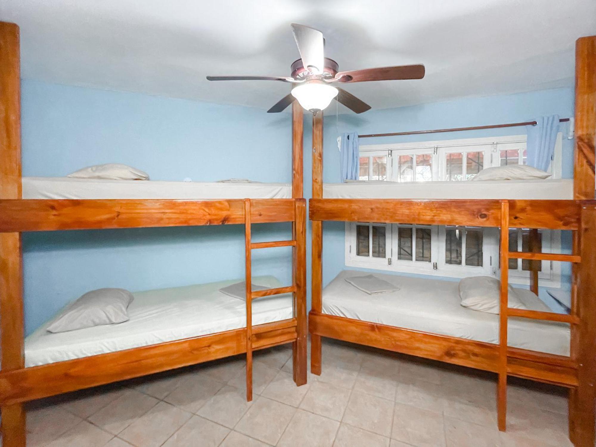 Hostel Aqua Lounge Bocas del Toro Zewnętrze zdjęcie